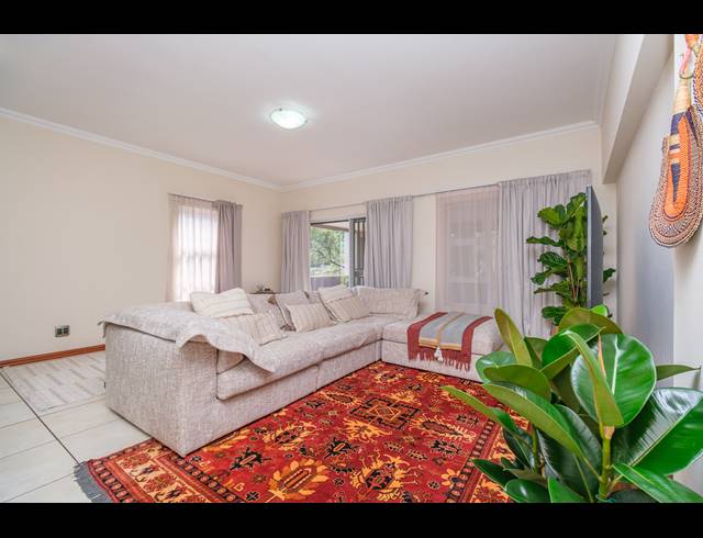 2 BEDROOM APARTMENT FOR SALE IN SAXONWOLD